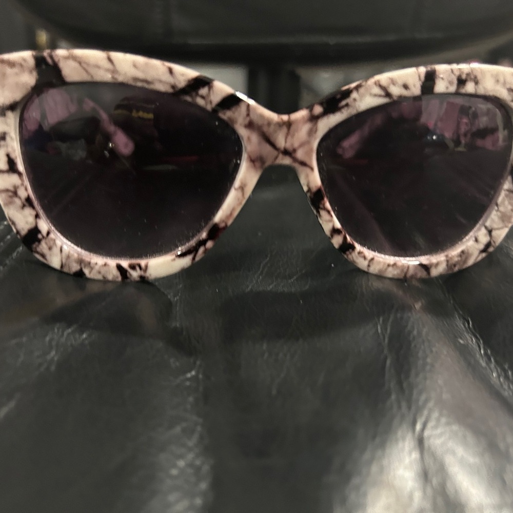 Marble Pattern Oversized Sunglasses - image 3